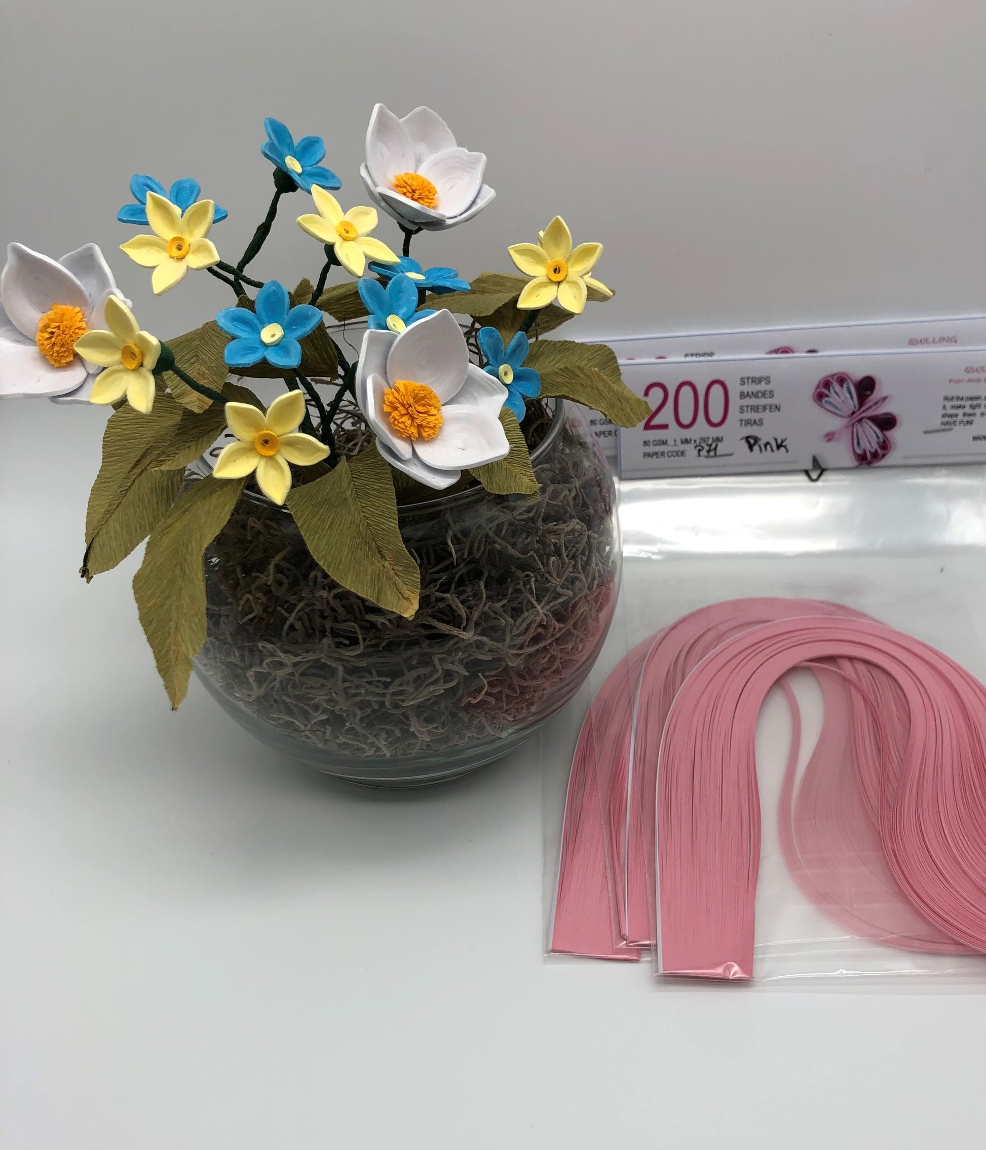 Beginning 1mm Quilling KIT (Includes 2 tools, 1900 1mm strips and
